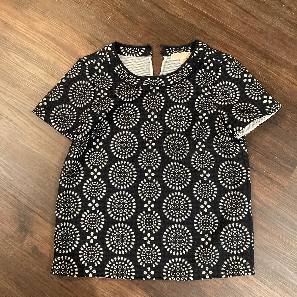 Michael Kors Navy Short Sleeved Button Back Lined Shirt, Size Medium